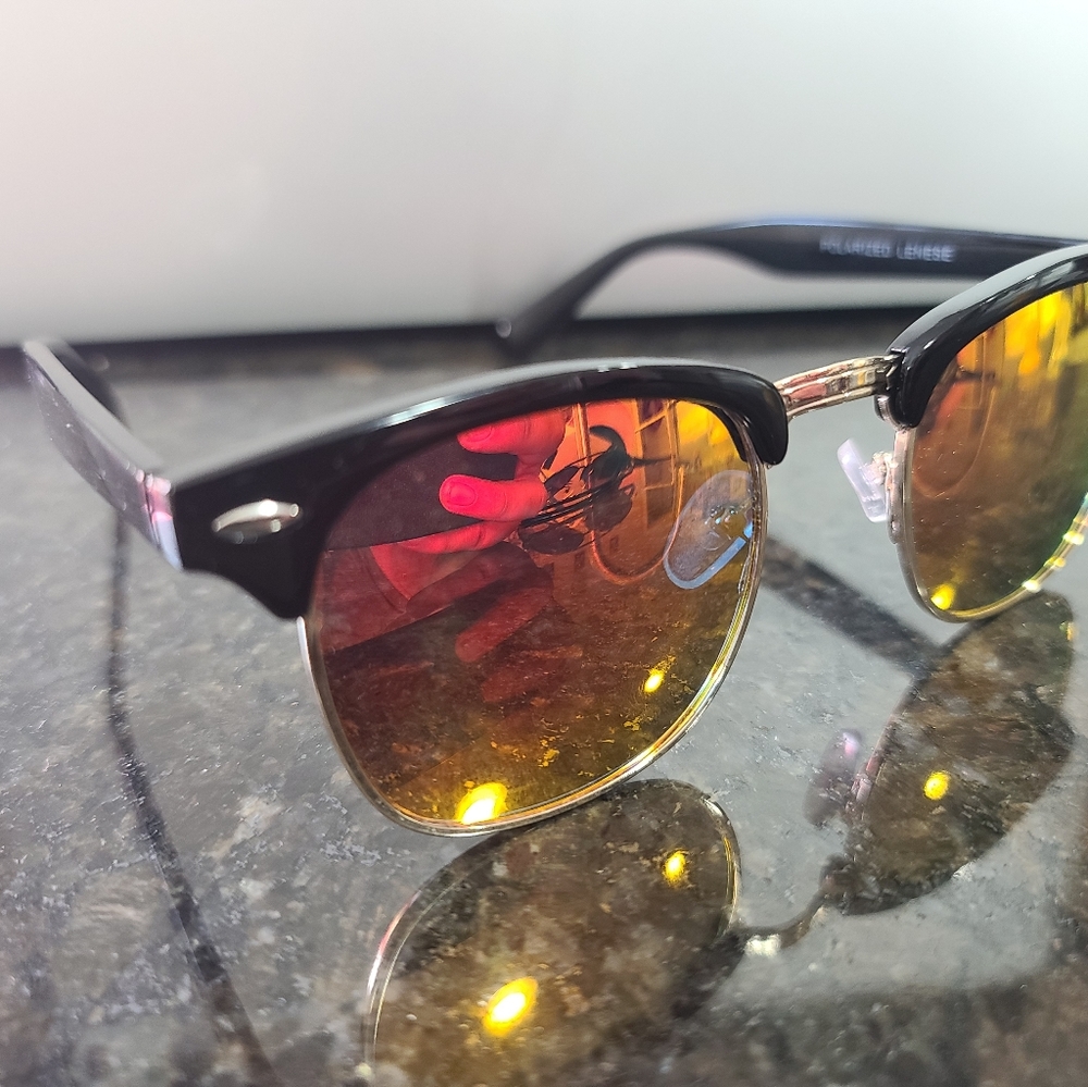 sunglass